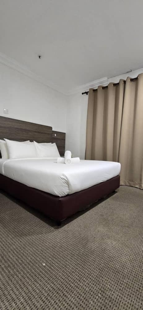 Pillows Plus Star Town Hotel